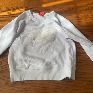 New Balance White Kids Sweatshirt with Raised Logo